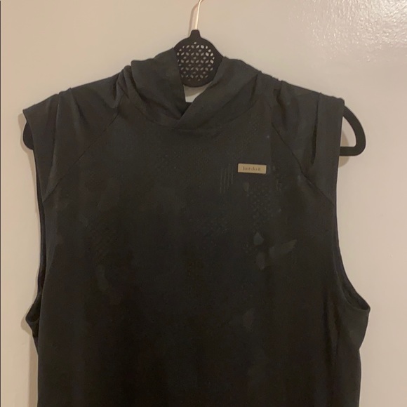 Nike Sleeveless Running Hoodie - Picture 2 of 8